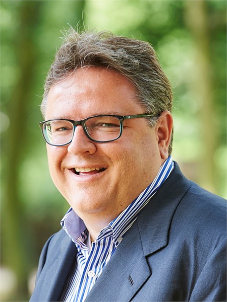 Oliver Stoldt